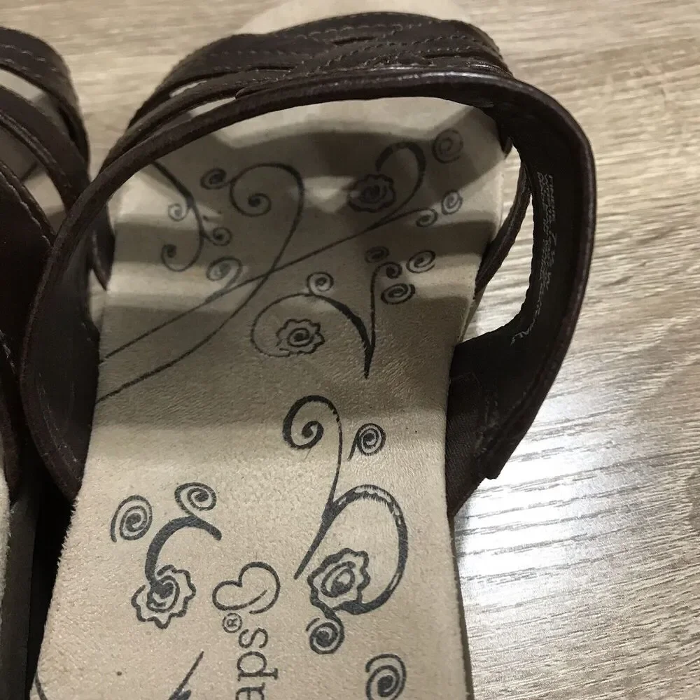 Baretraps Findie Slide Sandal Womens 7.5‎ Wide Brown Low Wedge Slip On Shoes